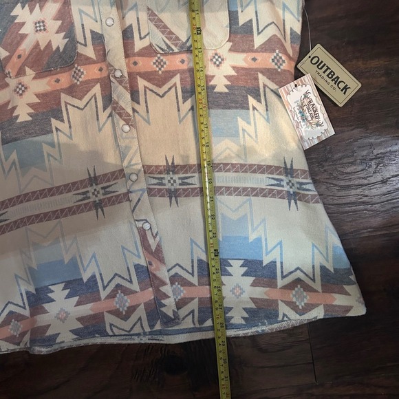 Outback Western Shacket Brianna Aztec Flannel Shirt Pearl snap Women's Large New - Picture 11 of 12